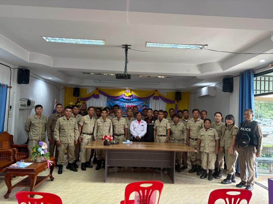 โครงการฝึกทบทวนอาสาสมัครป้องกันภัยฝ่ายพลเรือน (อปพร.)เพื่อเป็นการทบทวนความรู้ในด้านการป้องกันและบรรเทาสาธารณภัยในการช่วยเหลือประชาชน 