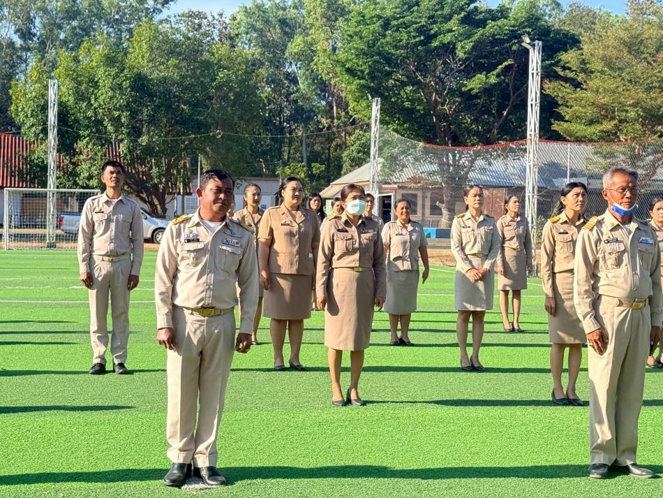 ทำกิจกรรมเคารพธงชาติไทย ️และสวดมนต์ไหว้พระตอนเช้า